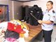 男子穿假警服入室盗窃女性用品 闻香偷内衣(图)