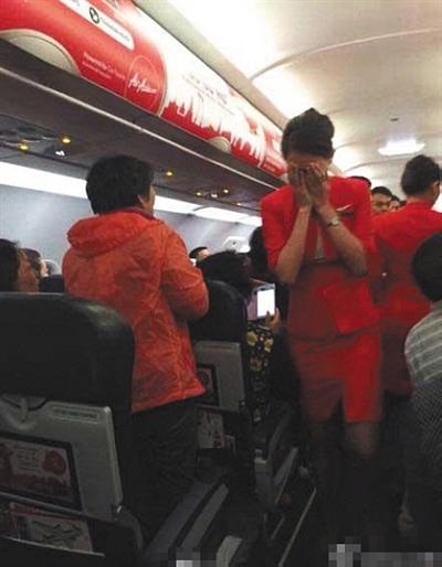 国家旅游局：导游辱骂游客将入&ldquo;黑名单&rdquo;